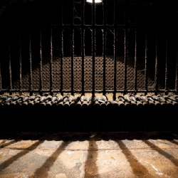 BEAUNE UNDERGROUND : entre divin et vin