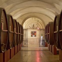 BEAUNE UNDERGROUND : LE PLUS GRAND RESEAU DE CAVES 